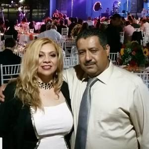 Meet your Posher, Gloria